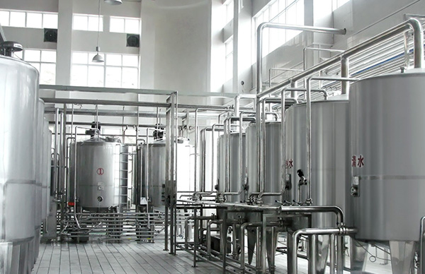 果汁饮料灌装生产线产品特点介绍 果汁饮料灌装生产线产品特点介绍